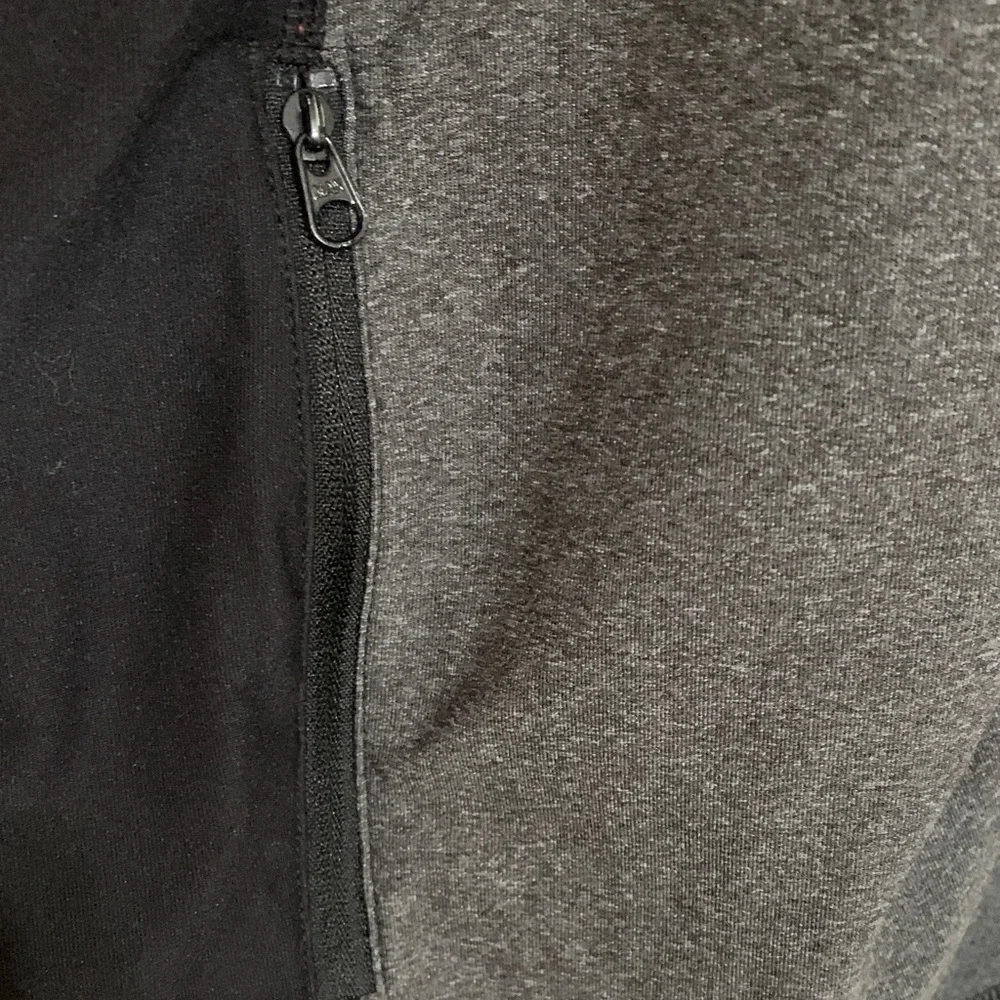 Xersion Turquoise and Black Joggers - Picture 5 of 9